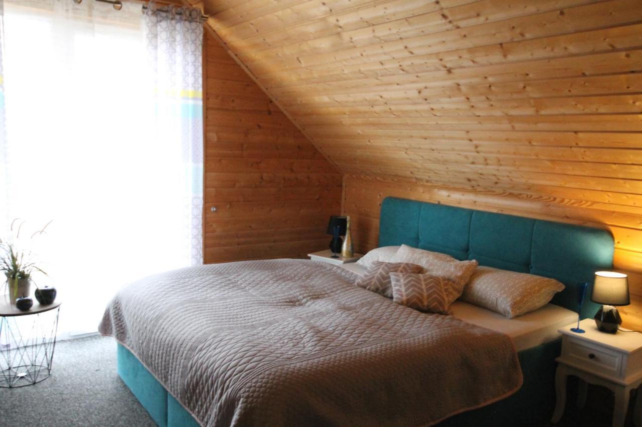 Resort Eden Domki, Apartamenty I Pokoje Jastrzębia Góra Esterno foto