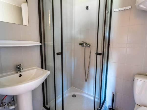 Resort Eden Domki, Apartamenty I Pokoje Jastrzębia Góra Esterno foto